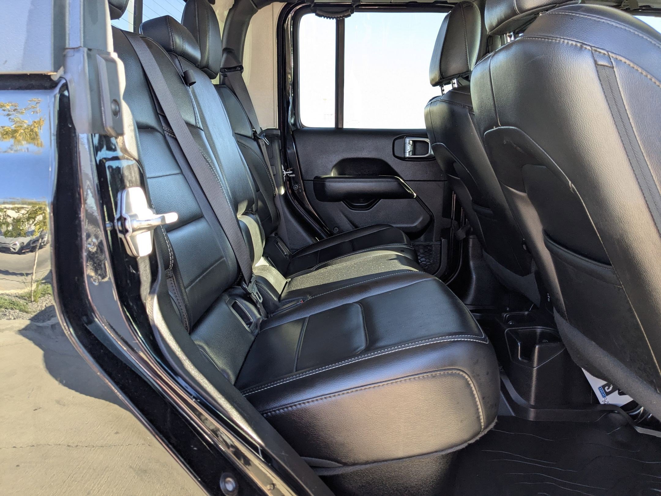 2020 Jeep Gladiator Overland photo 17