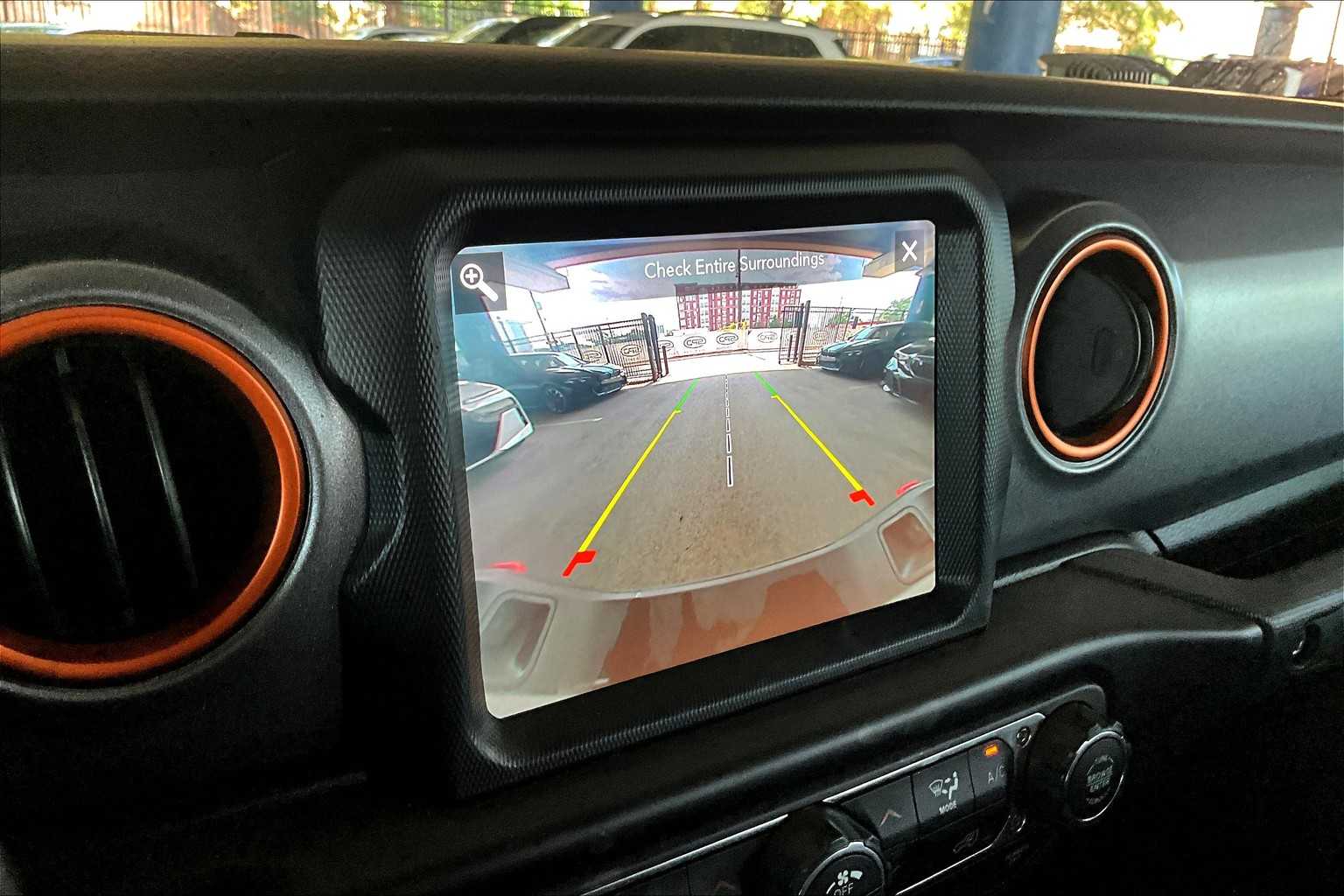2022 Jeep Gladiator Mojave photo 25