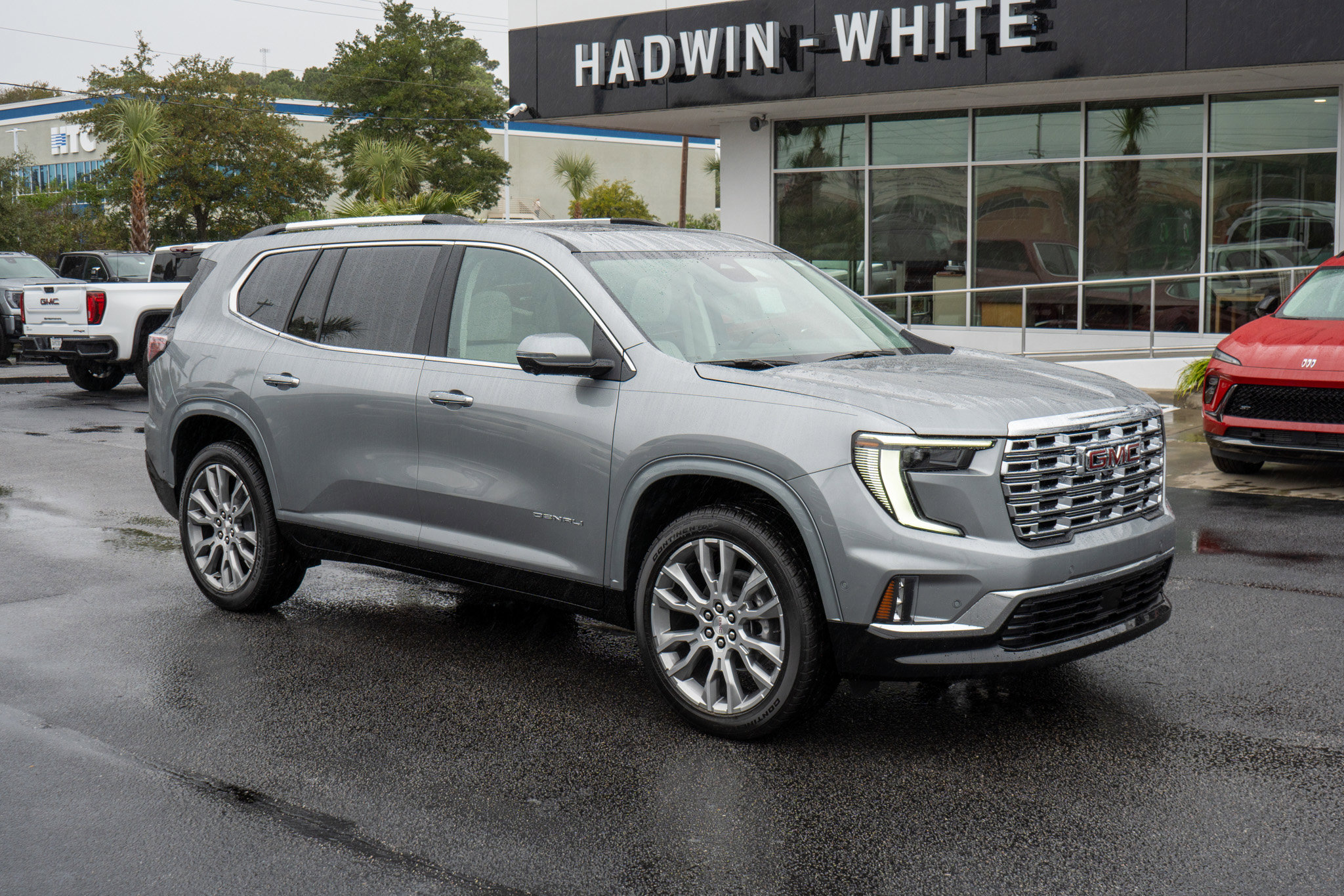 2026 GMC Acadia Denali's photo