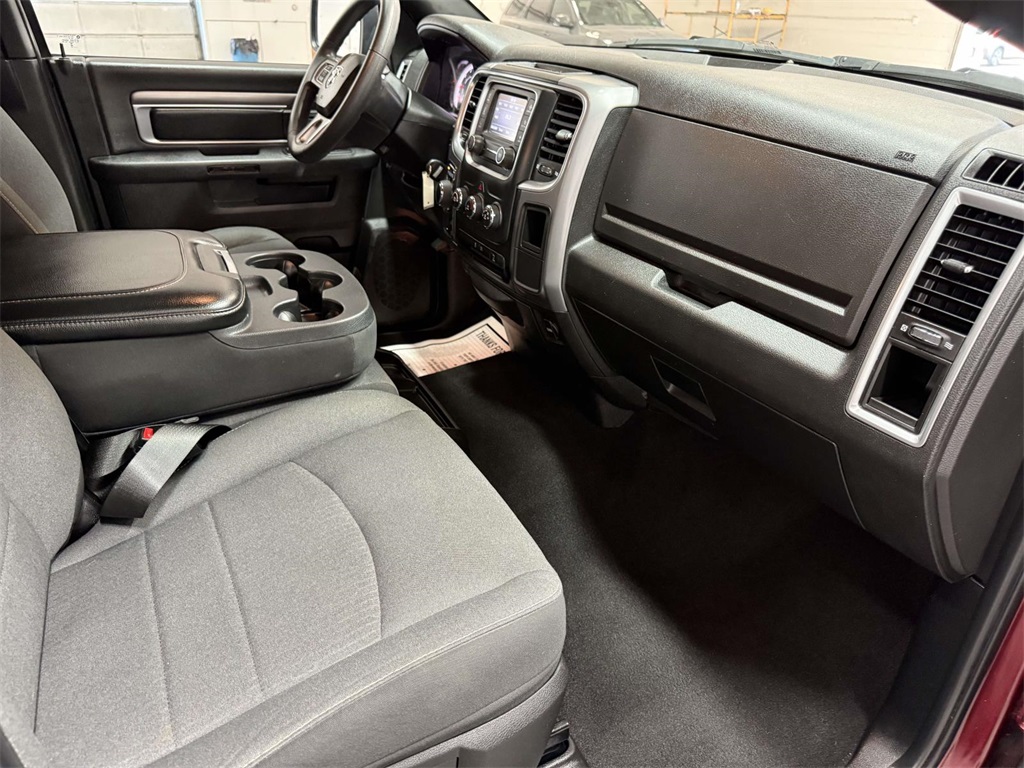 2024 Ram 1500 Classic Warlock photo 21