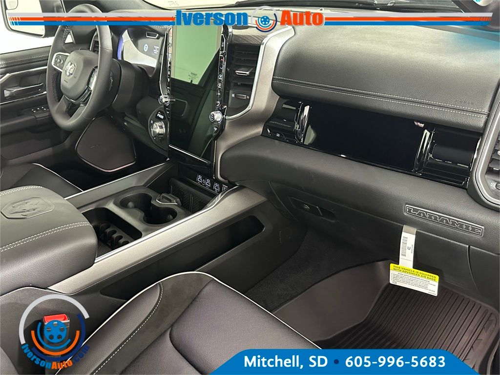 2026 Ram 1500 Laramie photo 28