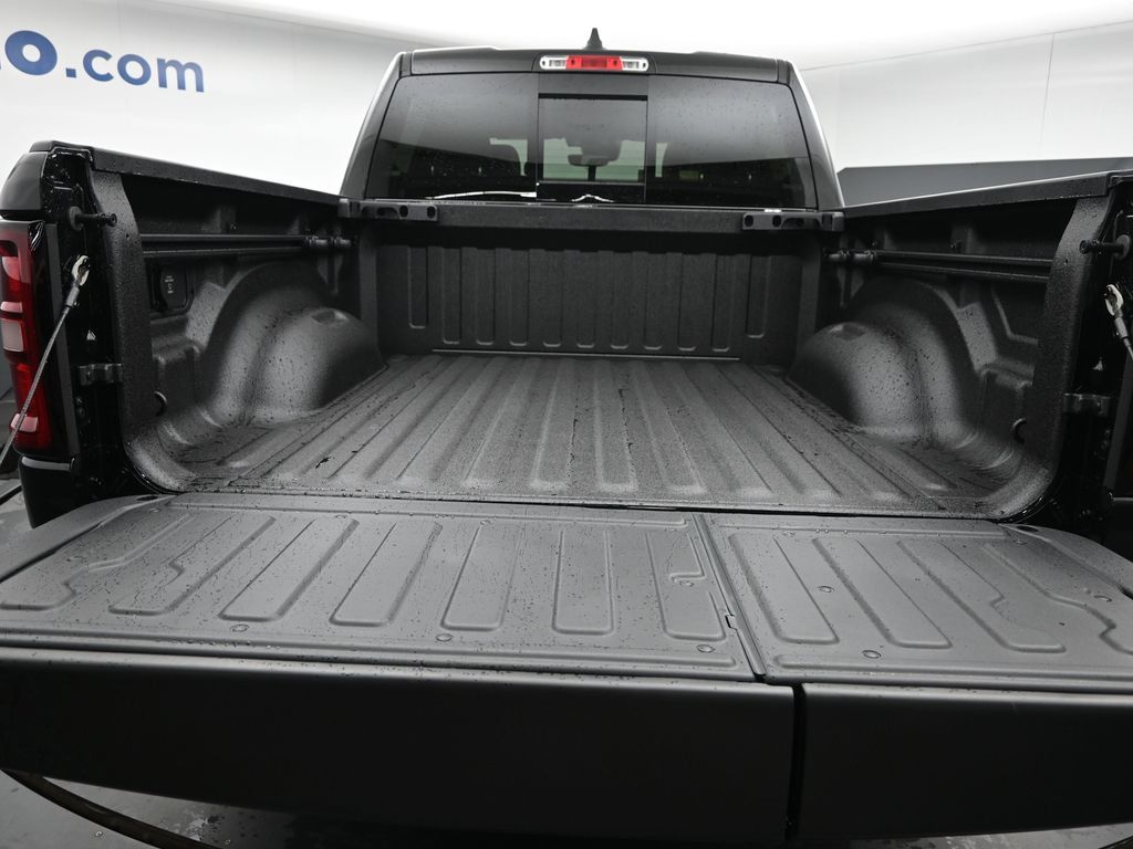 2026 Ram 1500 Laramie photo 9