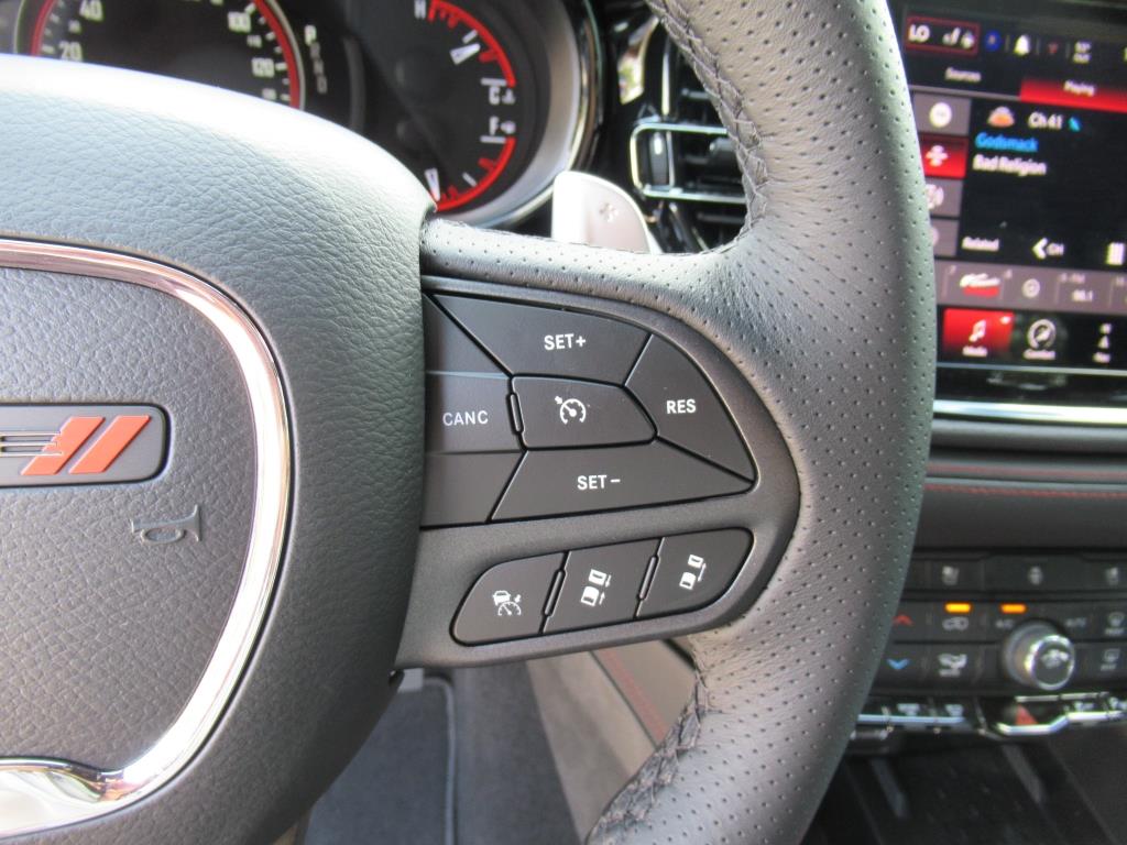 2025 Dodge Durango R/T Plus photo 18