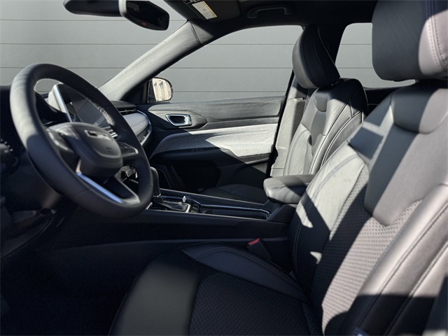 2025 Jeep Compass Latitude photo 10