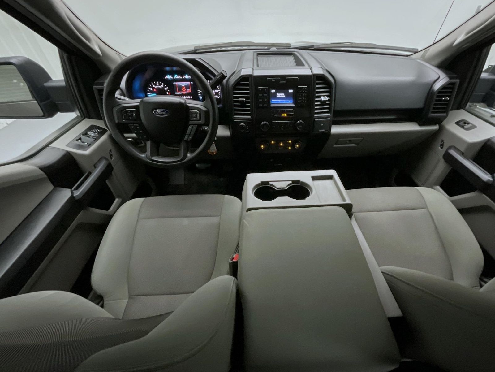 2017 Ford F-150 XL photo 11