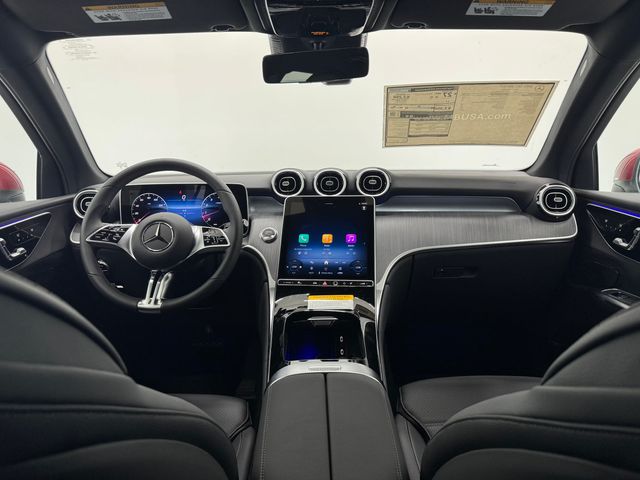 2025 Mercedes Benz GLC 300 photo 6