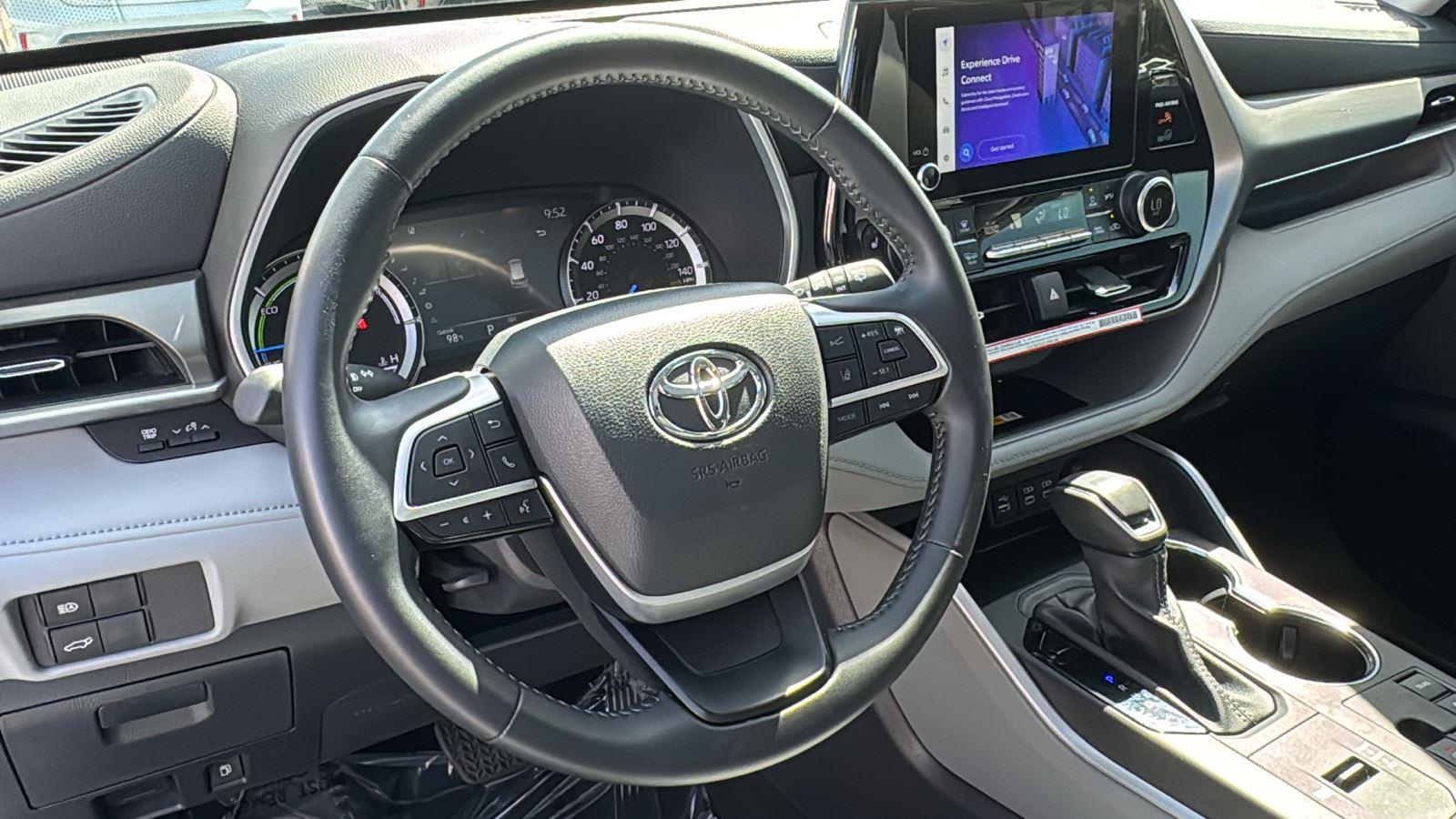 2024 Toyota Highlander Hybrid XLE photo 22