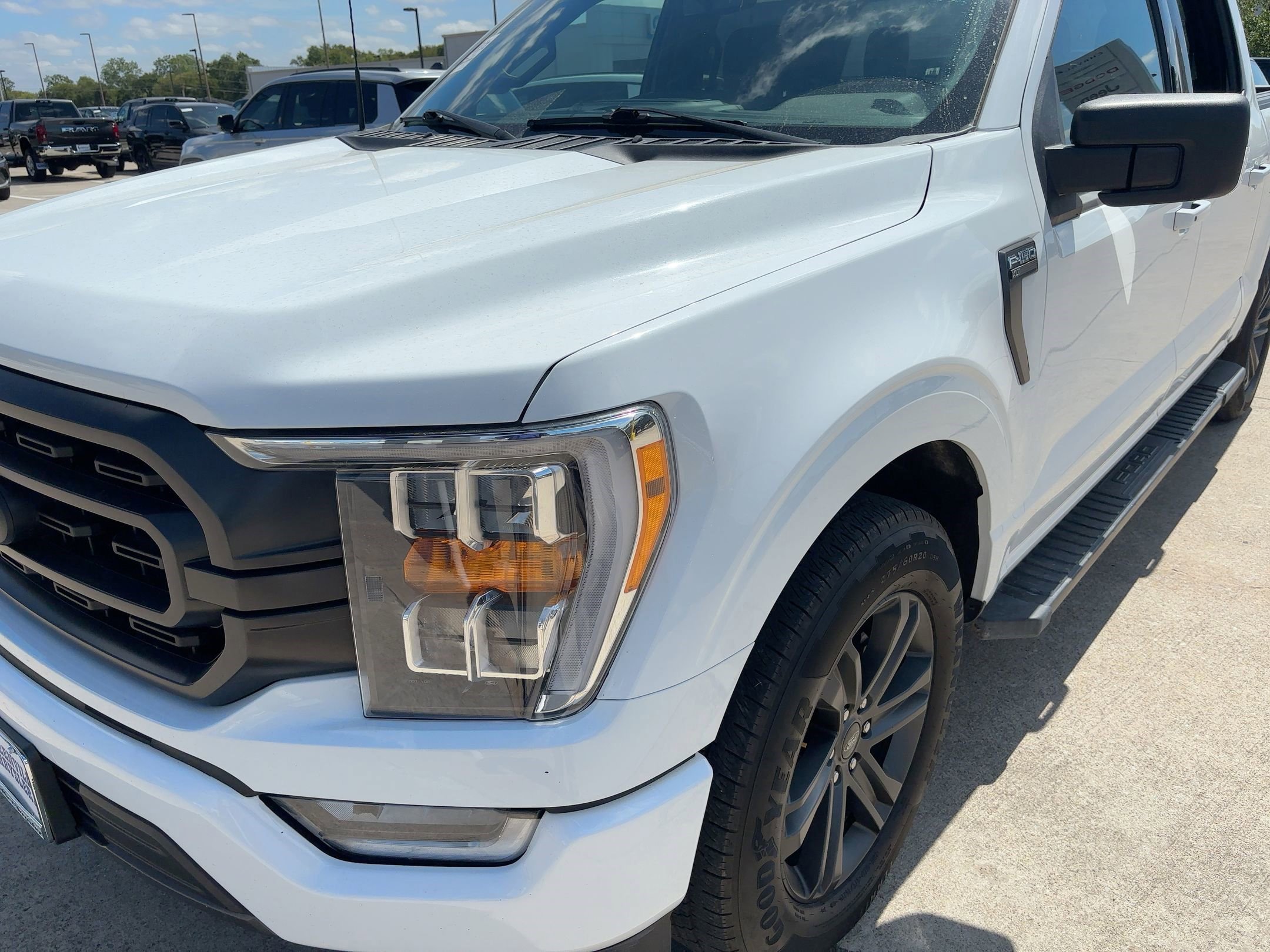 2023 Ford F-150 XLT photo 17