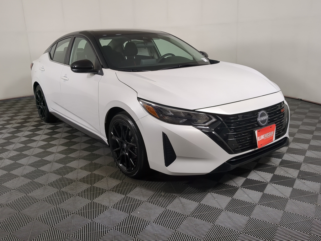 2025 Nissan Sentra SR's photo