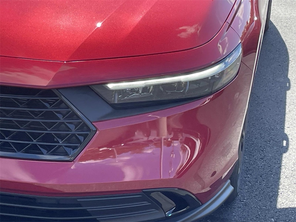 2025 Honda Accord 1.5T SE photo 9