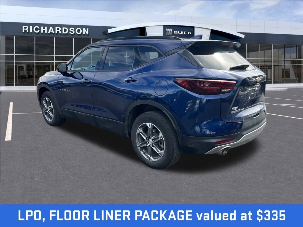 2023 Chevrolet Blazer 2LT photo 3