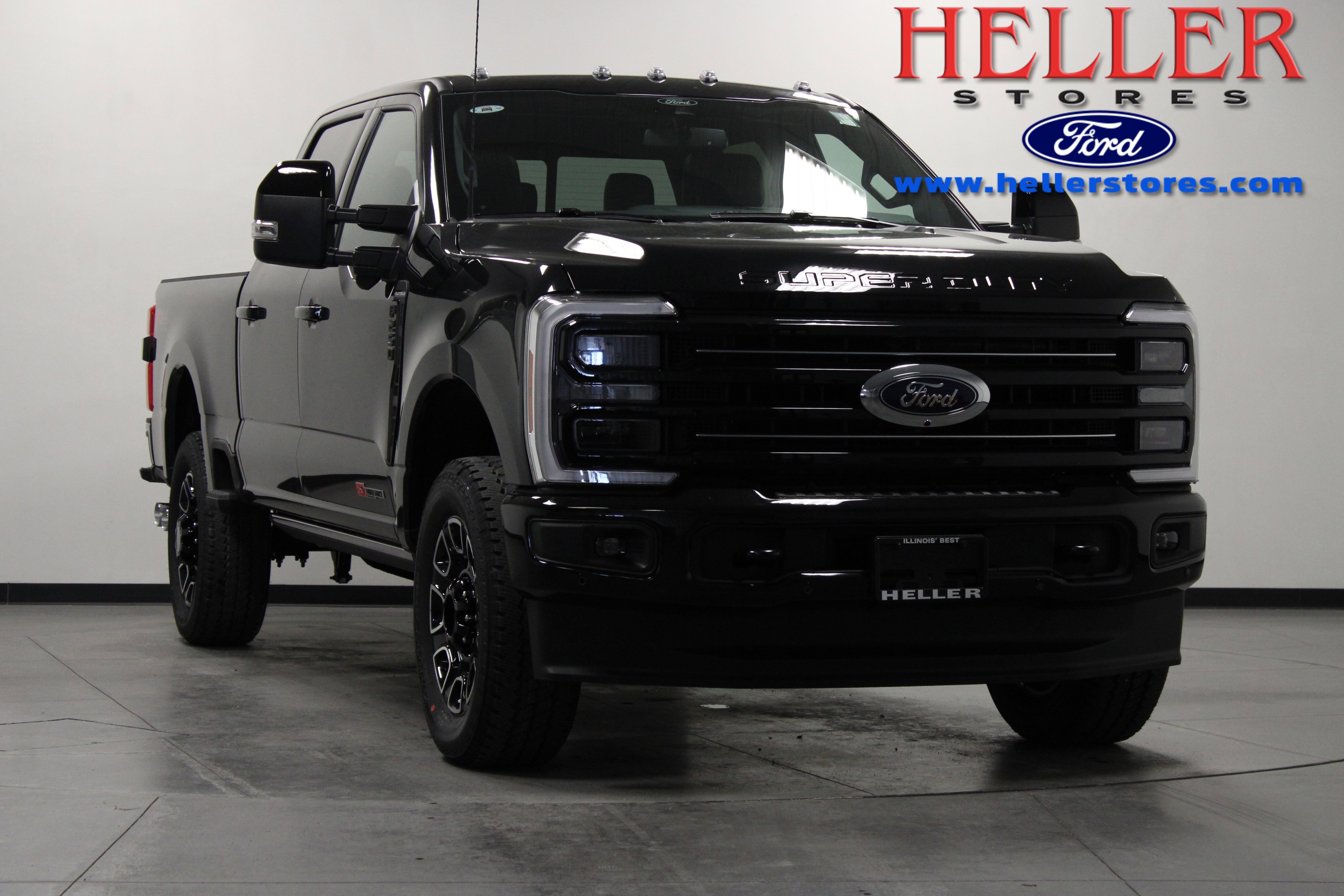 2026 Ford F-250 Super Duty Platinum's photo