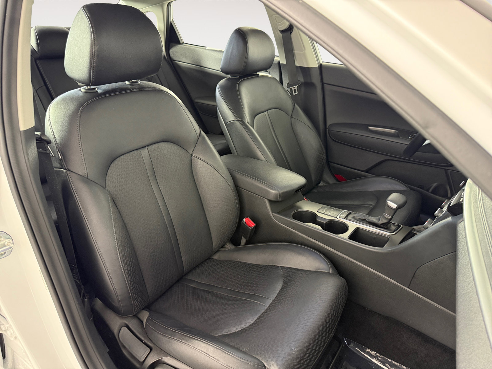 2020 Kia Optima SE photo 19