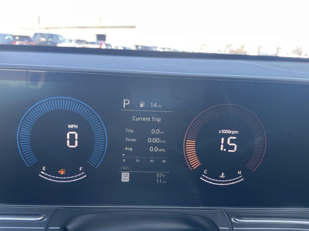 2024 Hyundai Kona SEL photo 10
