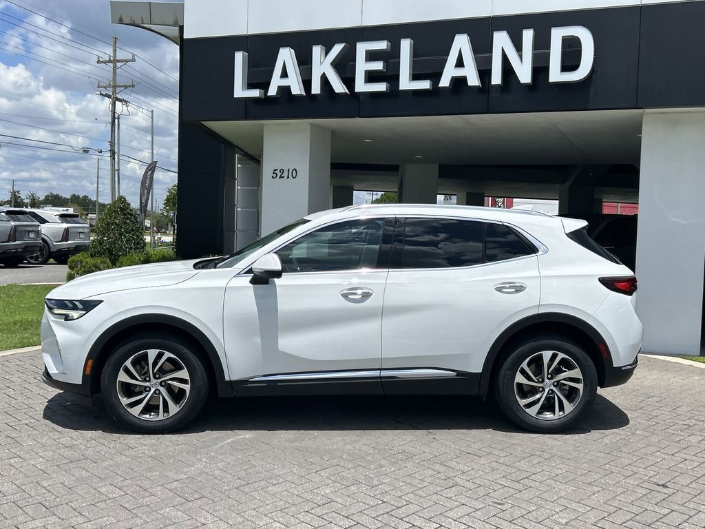 2022 Buick Envision Essence photo 3