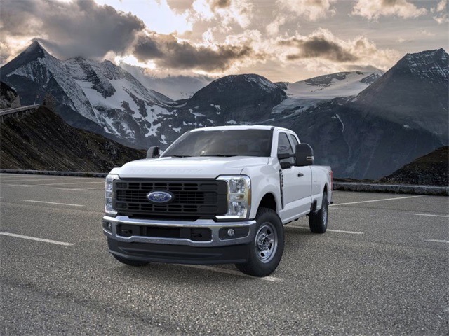 2025 Ford F-350 photo 2