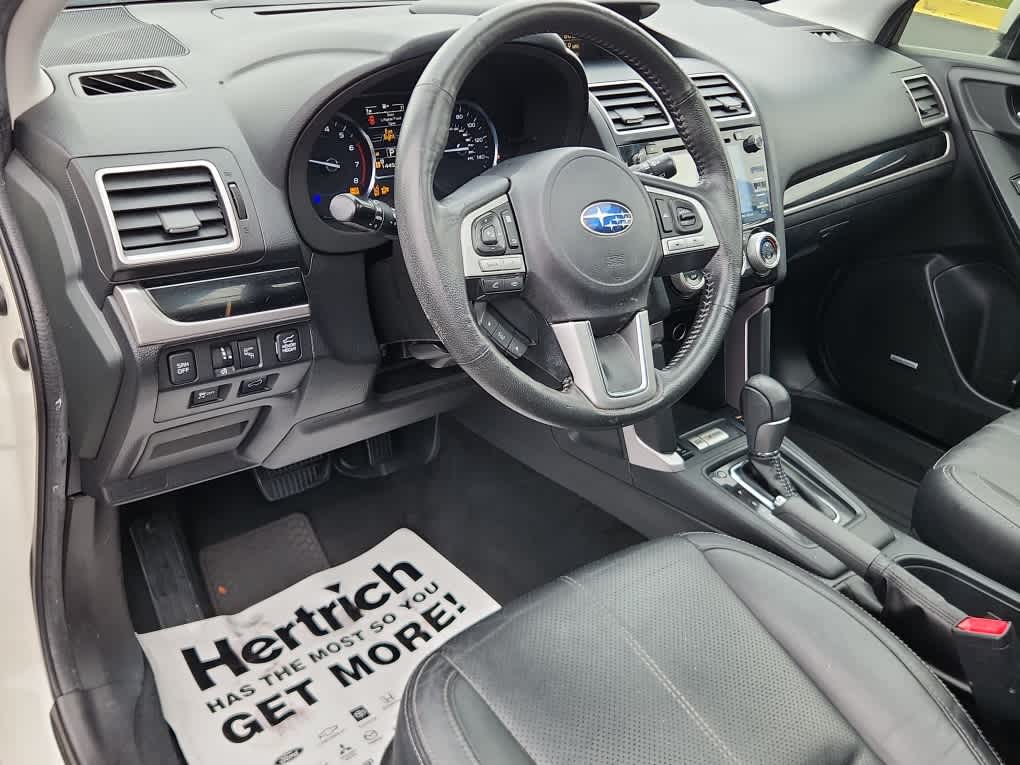 2017 Subaru Forester Touring photo 11