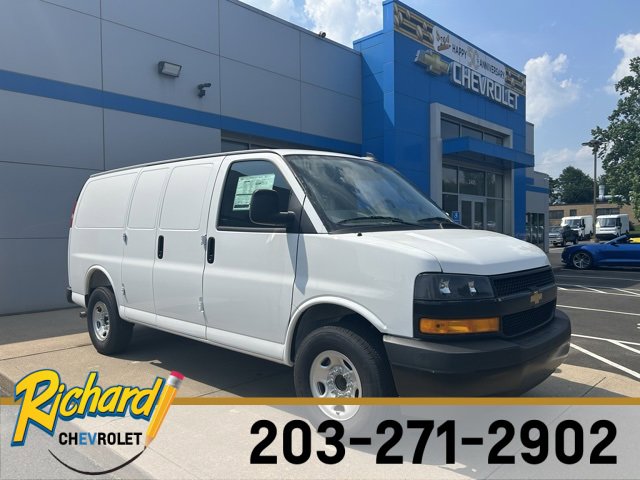 2025 Chevrolet Express Cargo Work Van's photo