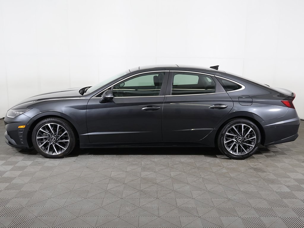 2022 Hyundai Sonata Limited photo 18