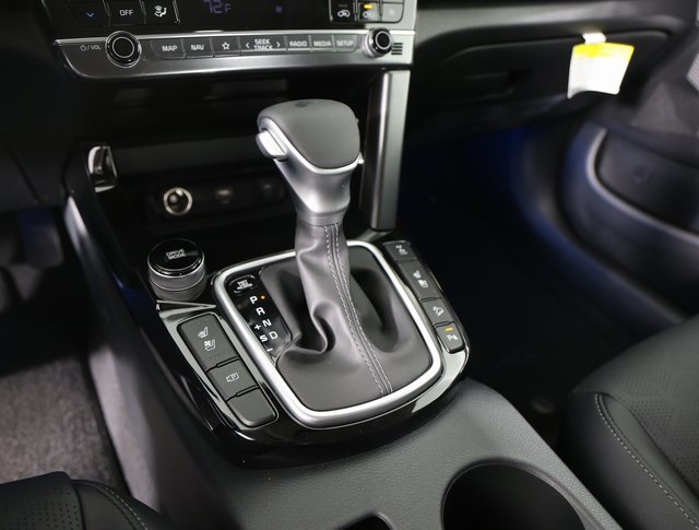 2025 Kia Seltos SX photo 18