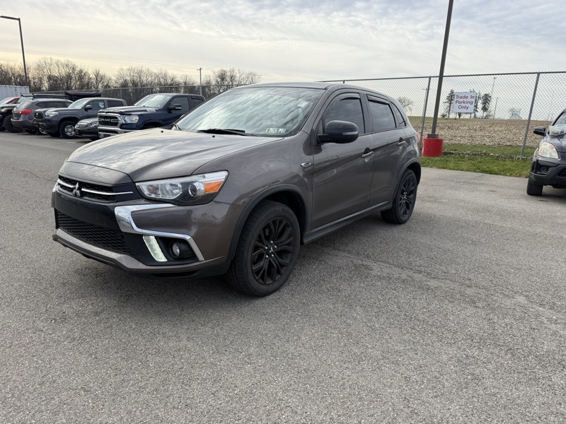 2019 Mitsubishi Outlander Sport ES photo 3