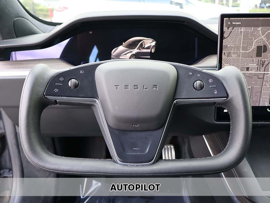 2022 Tesla Model S photo 3