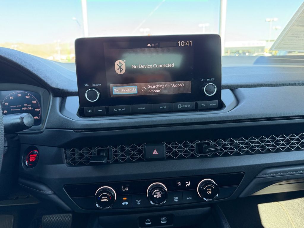 2023 Honda Accord LX photo 9