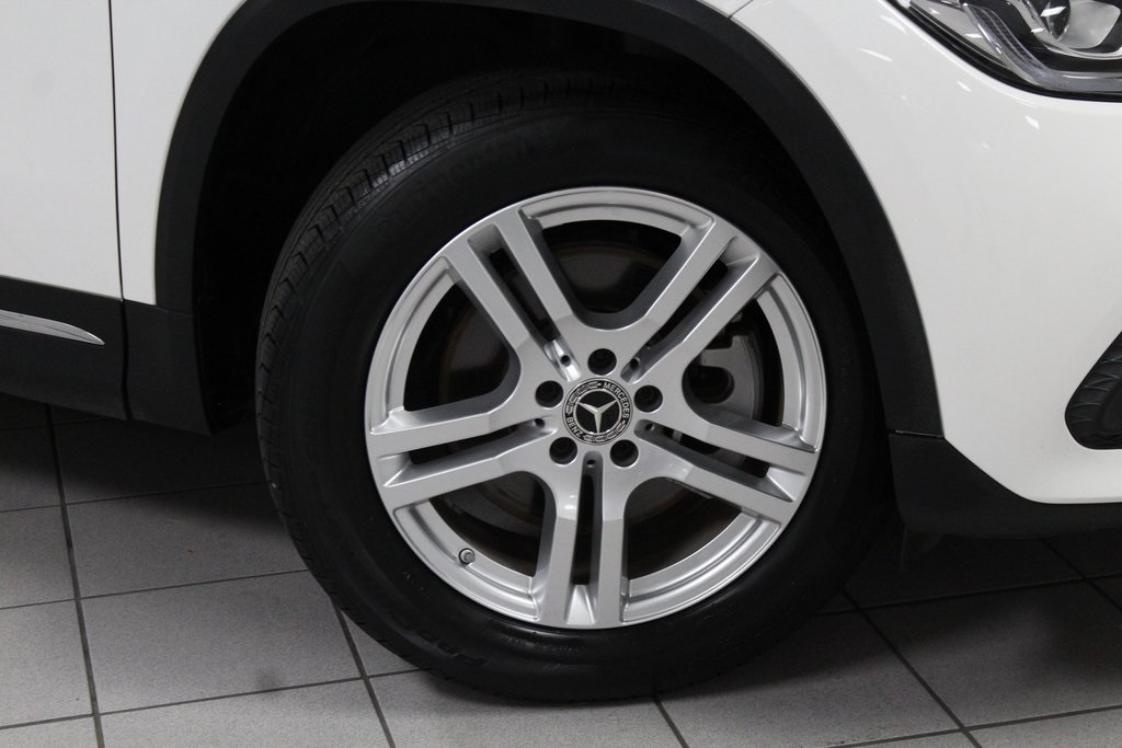 2022 Mercedes Benz GLA 250 4MATIC photo 3