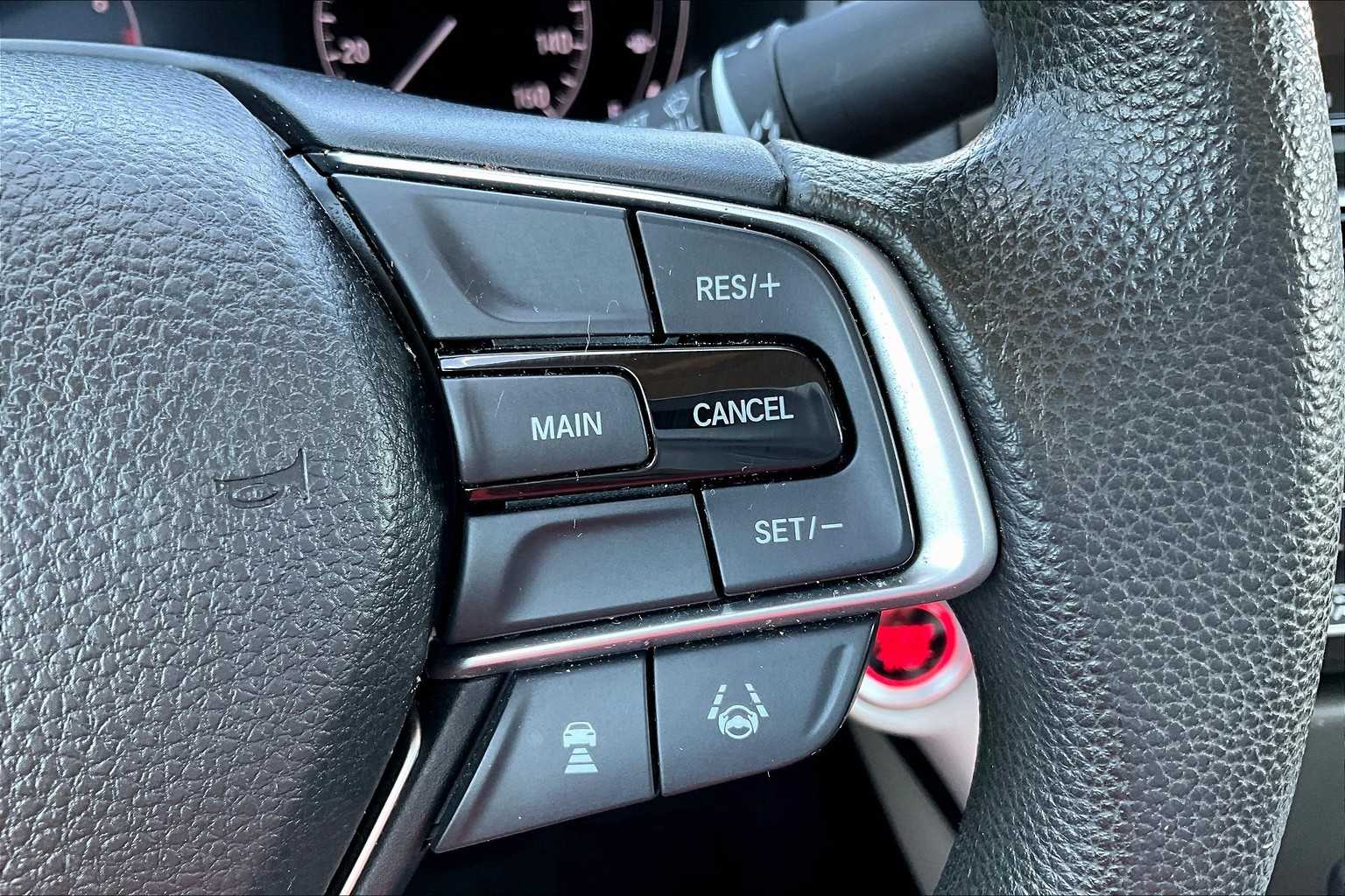 2018 Honda Accord LX 1.5T photo 19