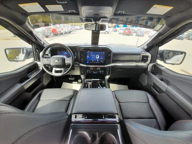 2025 Ford F-150 Lariat photo 45