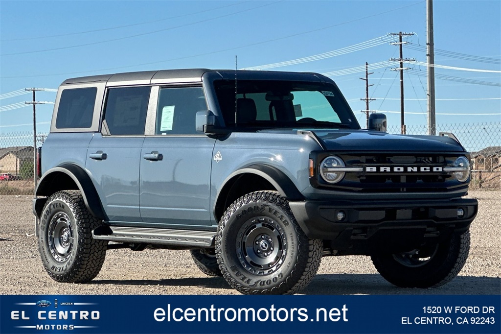 2025 Ford Bronco 4-Door Outer Banks's photo