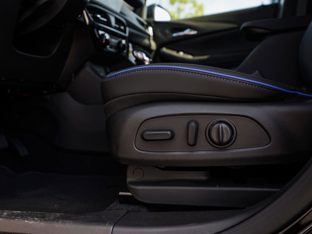 2026 Buick Encore GX Sport Touring photo 15