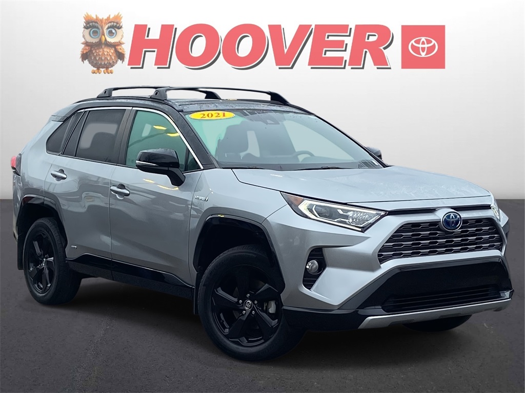 2021 Toyota RAV4 XSE's photo