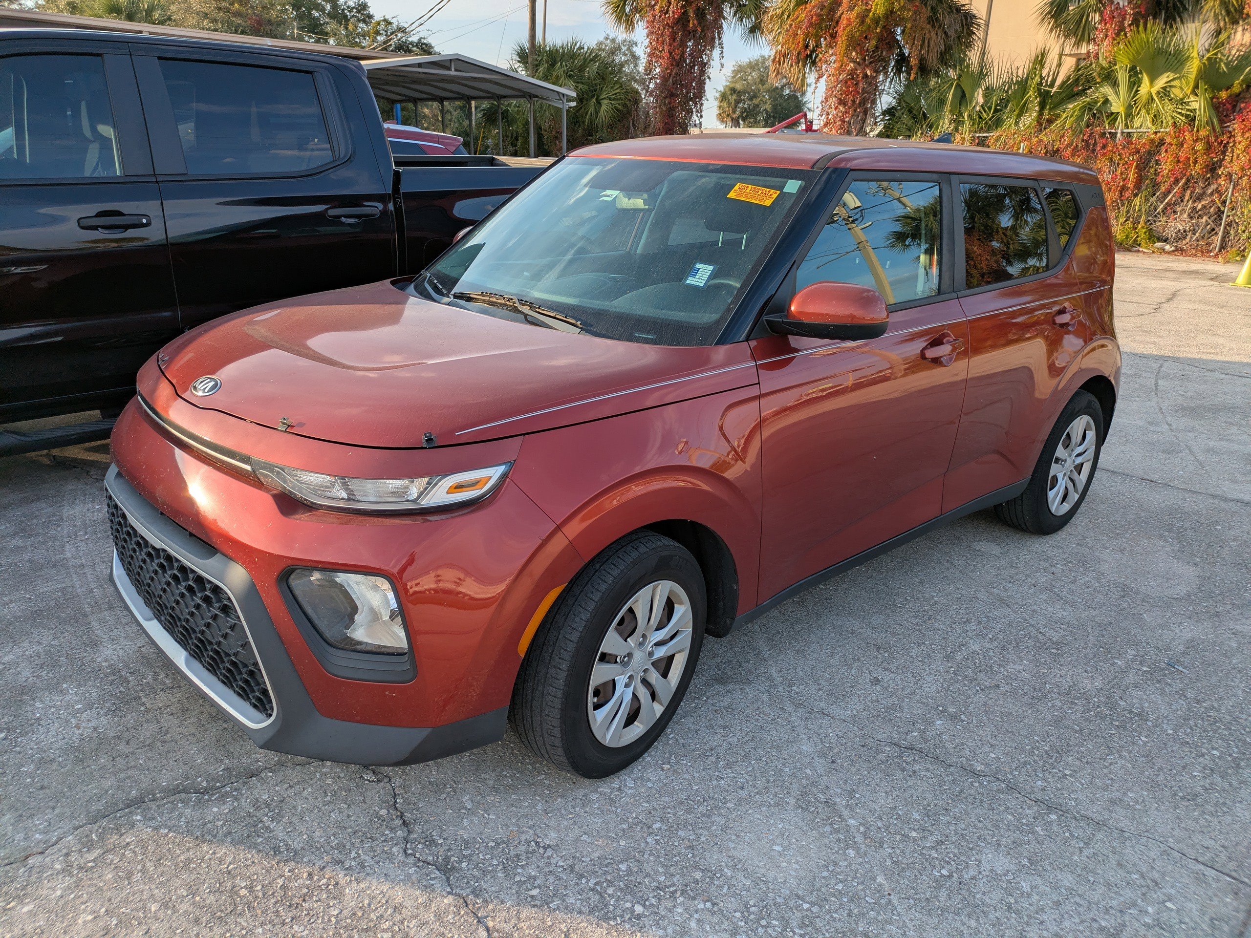 2020 Kia Soul LX photo 2