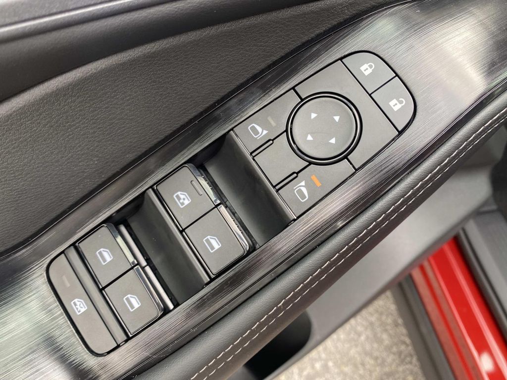 2026 Nissan Rogue SV photo 16