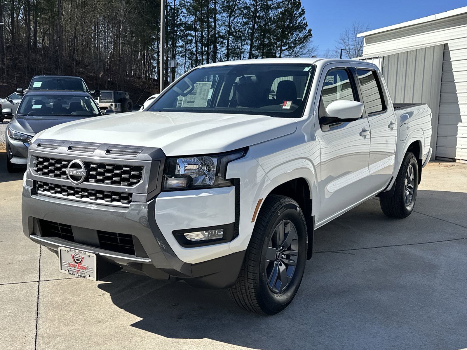 2025 Nissan Frontier SV photo 4