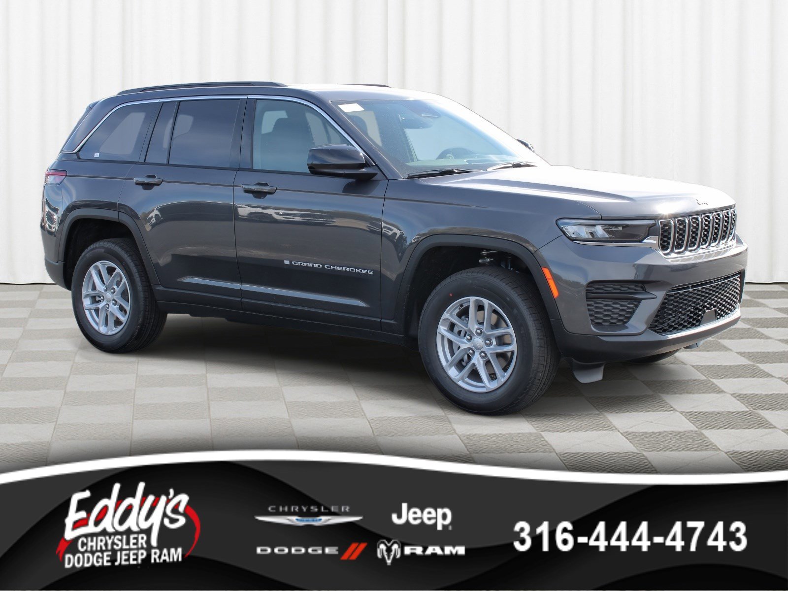 2025 Jeep Grand Cherokee Laredo's photo