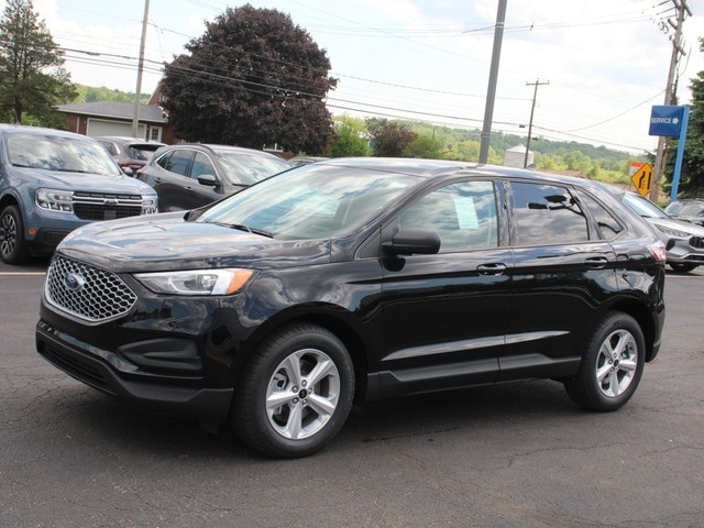 2024 Ford Edge SE photo 3