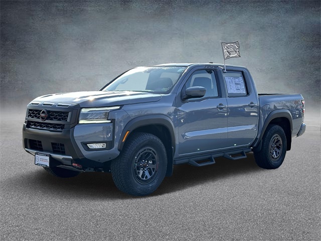 2025 Nissan Frontier PRO-4X photo 5