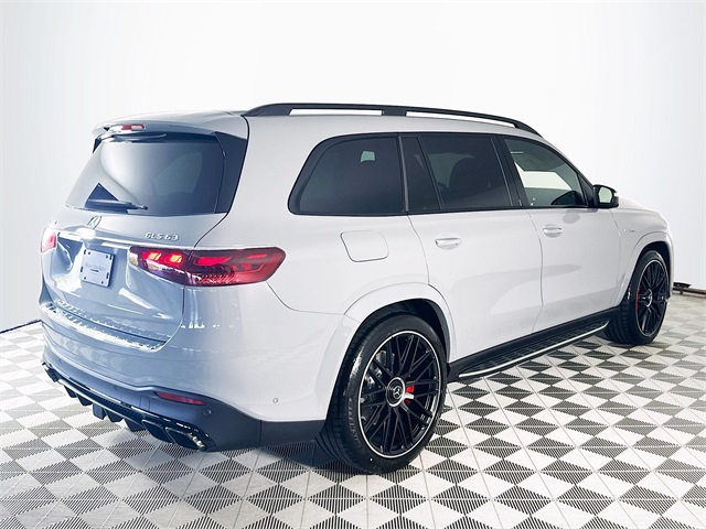 2026 Mercedes Benz GLS 63 AMG photo 4