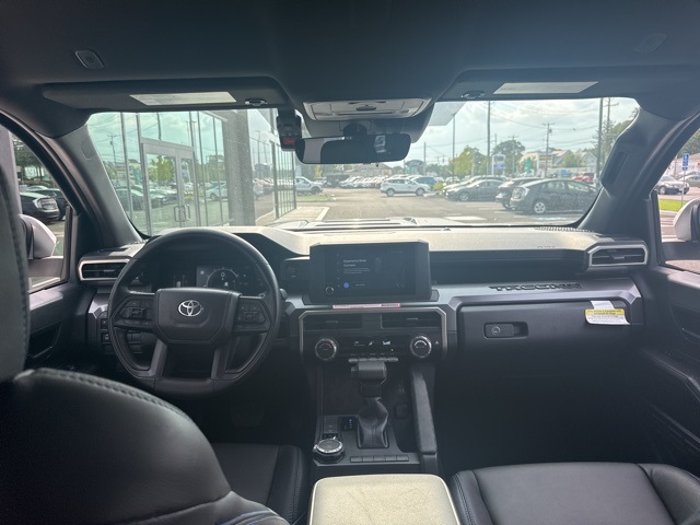 2024 Toyota Tacoma SR5 photo 12