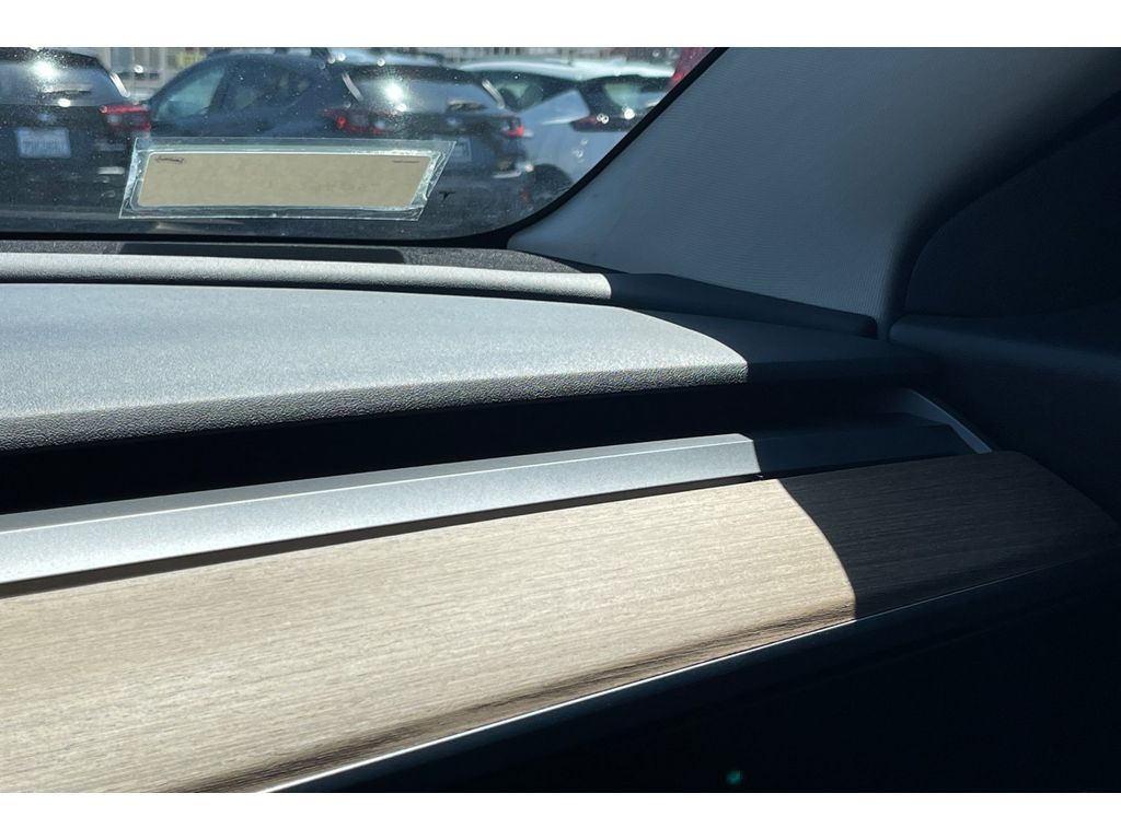 2020 Tesla Model 3 Long Range photo 24