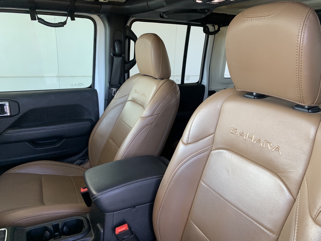 2020 Jeep Wrangler Unlimited Sahara photo 11