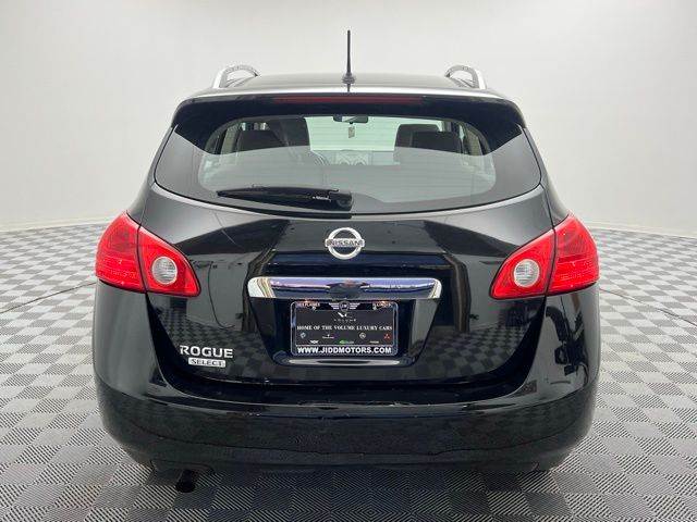 2015 Nissan Rogue Select S photo 4