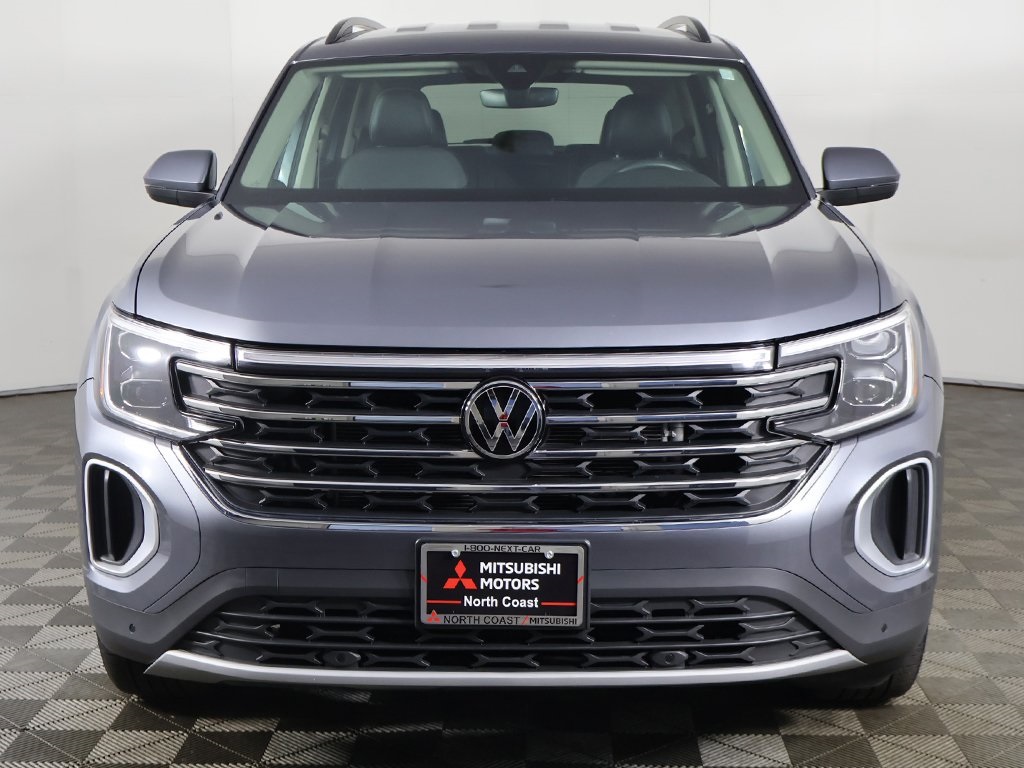 2024 Volkswagen Atlas SE Technology photo 9