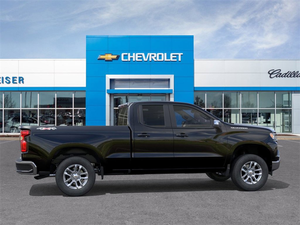2026 Chevrolet Silverado 1500 LT photo 5