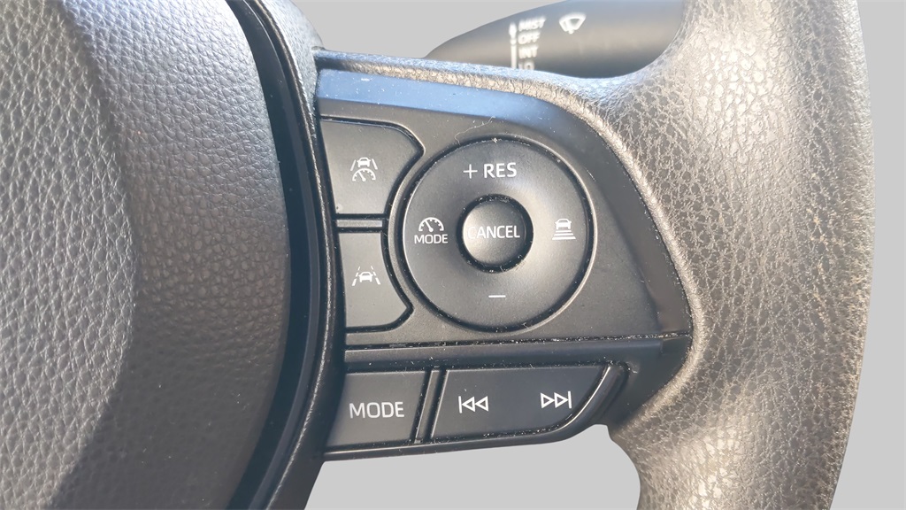 2024 Toyota Corolla Hybrid LE photo 22