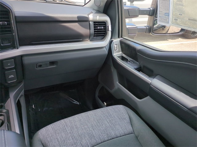 2026 Ford F-250 XLT photo 16
