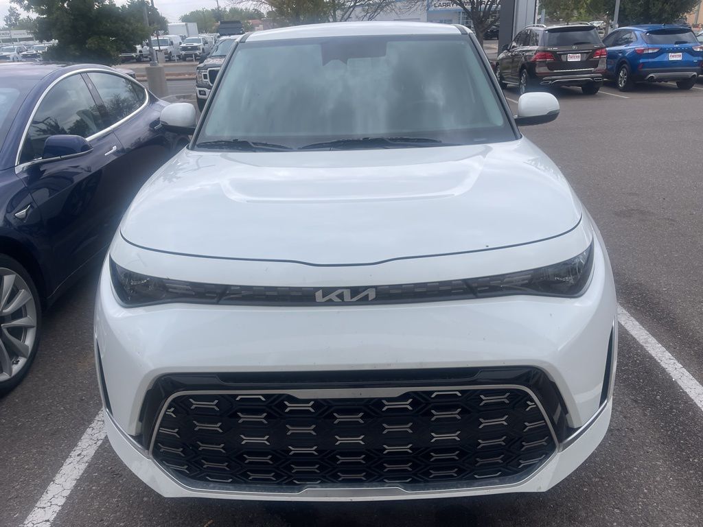 2023 Kia Soul GT-Line photo 3
