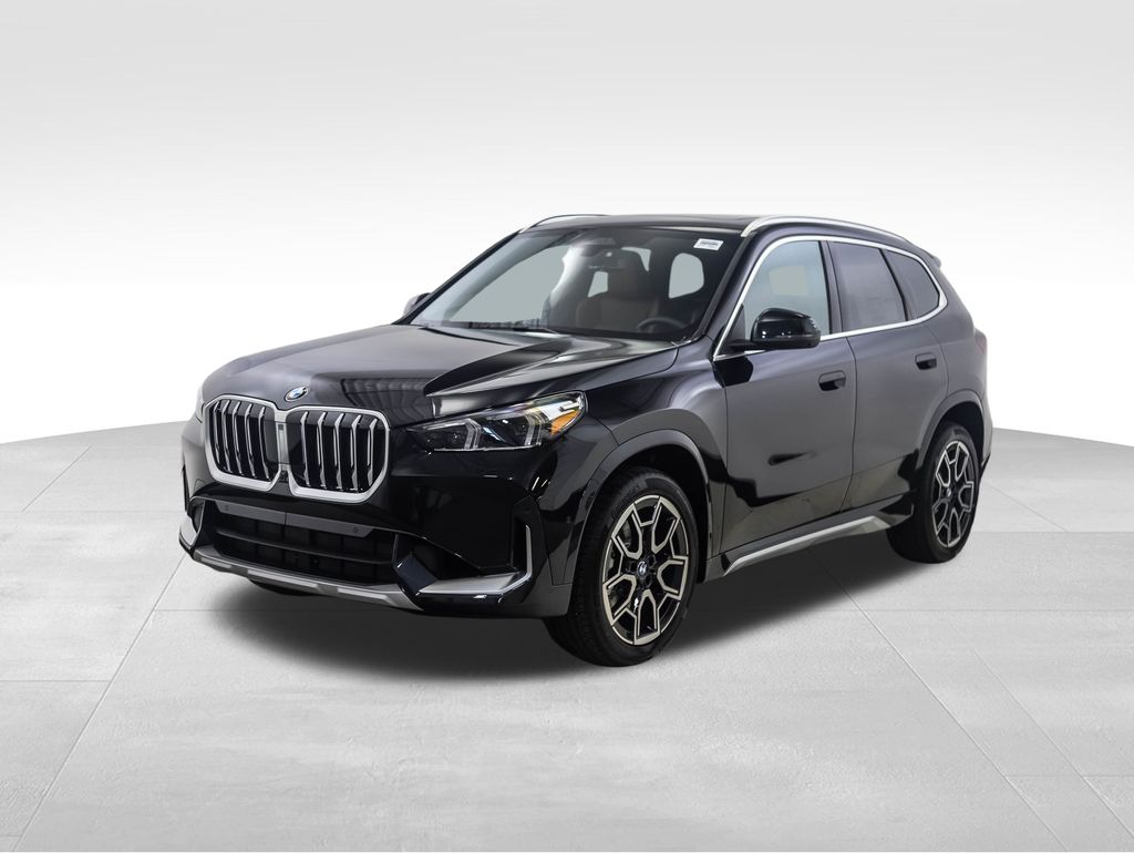 2026 BMW X1 28i's photo